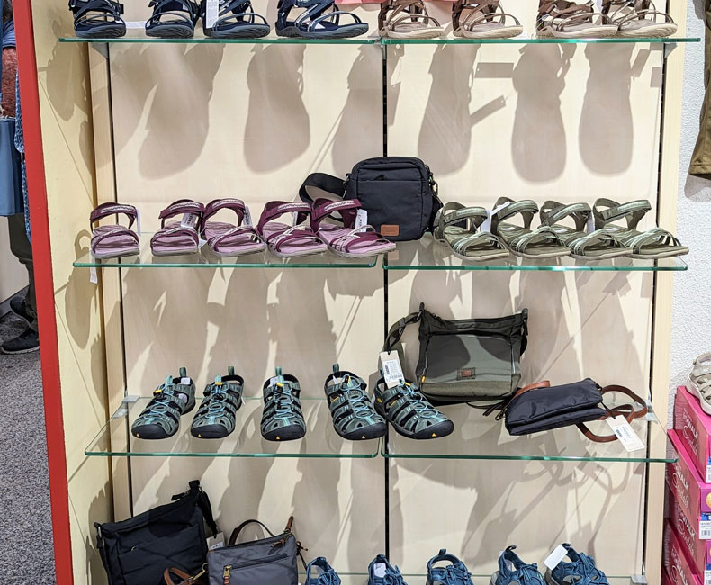 Schuhhaus_Salge_Calberlah_Sandalen_Herren_Damen Schuhhaus_Salge_Calberlah_Vivobarefoot_Herren_Damen_Kinder_Barfußsschuhe_Auswahl